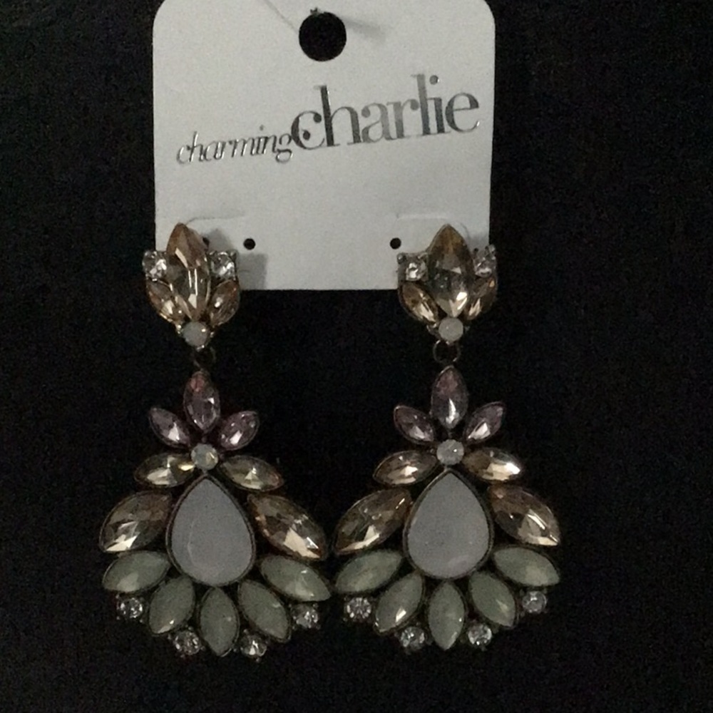 Statement earring